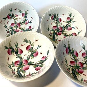 1960s Set of 4 Qianlong Nian Zhi Chinese Plum Wa Lee Hand Painted Pho Bowls